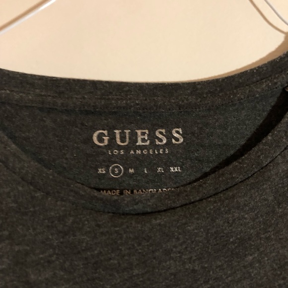 Guess Crop T - Picture 2 of 2